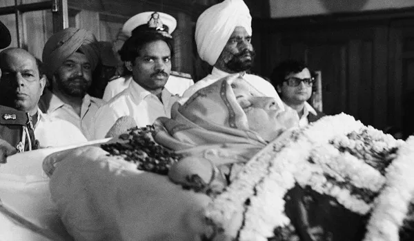 31 अक्टूबर का इतिहास: आज का दिन देश की पूर्व प्रधानमंत्री इंदिरा गांधी की हत्या के तौर पर दर्ज 